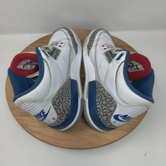 Nike Air Jordan 3 Retro GS- Womens- Size 7- True Blue- [854261-106] - Picture 9 of 12
